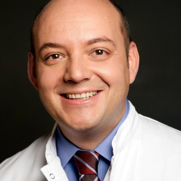 Portrait of Priv.-Doz. Dr. med. Stephan Buse